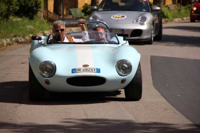 Nuccio-Salemi-su-auto-d'epoca-targa-florio